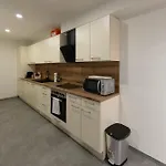 Ranshofen Zimmervermietung Projektentwicklungs Gmbh 1 בראונאו אם אין