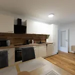 Ranshofen Zimmervermietung Projektentwicklungs Gmbh 1 * בראונאו אם אין