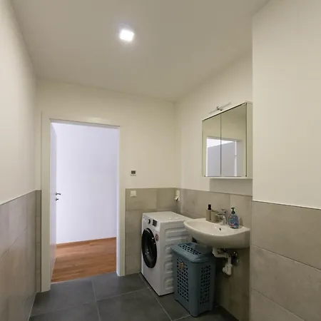 Ranshofen Zimmervermietung Projektentwicklungs Gmbh 1