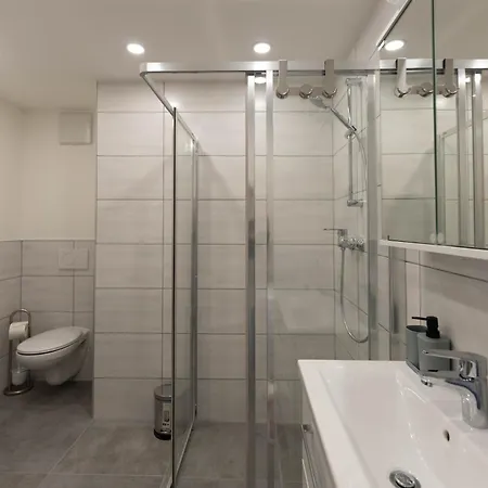 Apartment Ranshofen Zimmervermietung Projektentwicklungs Gmbh 1 *