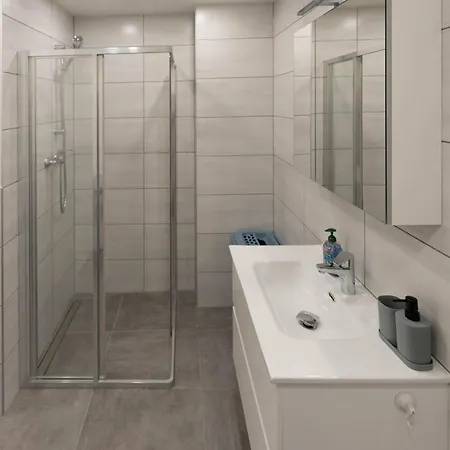 Ranshofen Zimmervermietung Projektentwicklungs Gmbh 1 因河畔布劳瑙