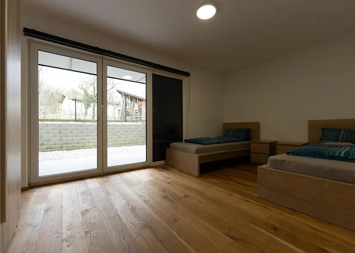 Ranshofen Zimmervermietung Projektentwicklungs Gmbh 1 *