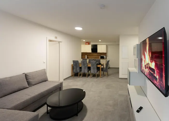 Ranshofen Zimmervermietung Projektentwicklungs Gmbh 1 *