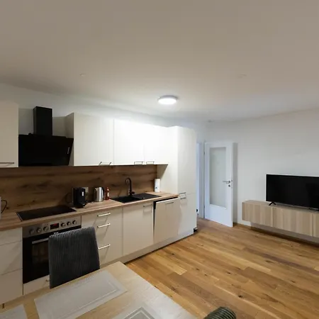 Ranshofen Zimmervermietung Projektentwicklungs Gmbh 1 * Braunau am Inn